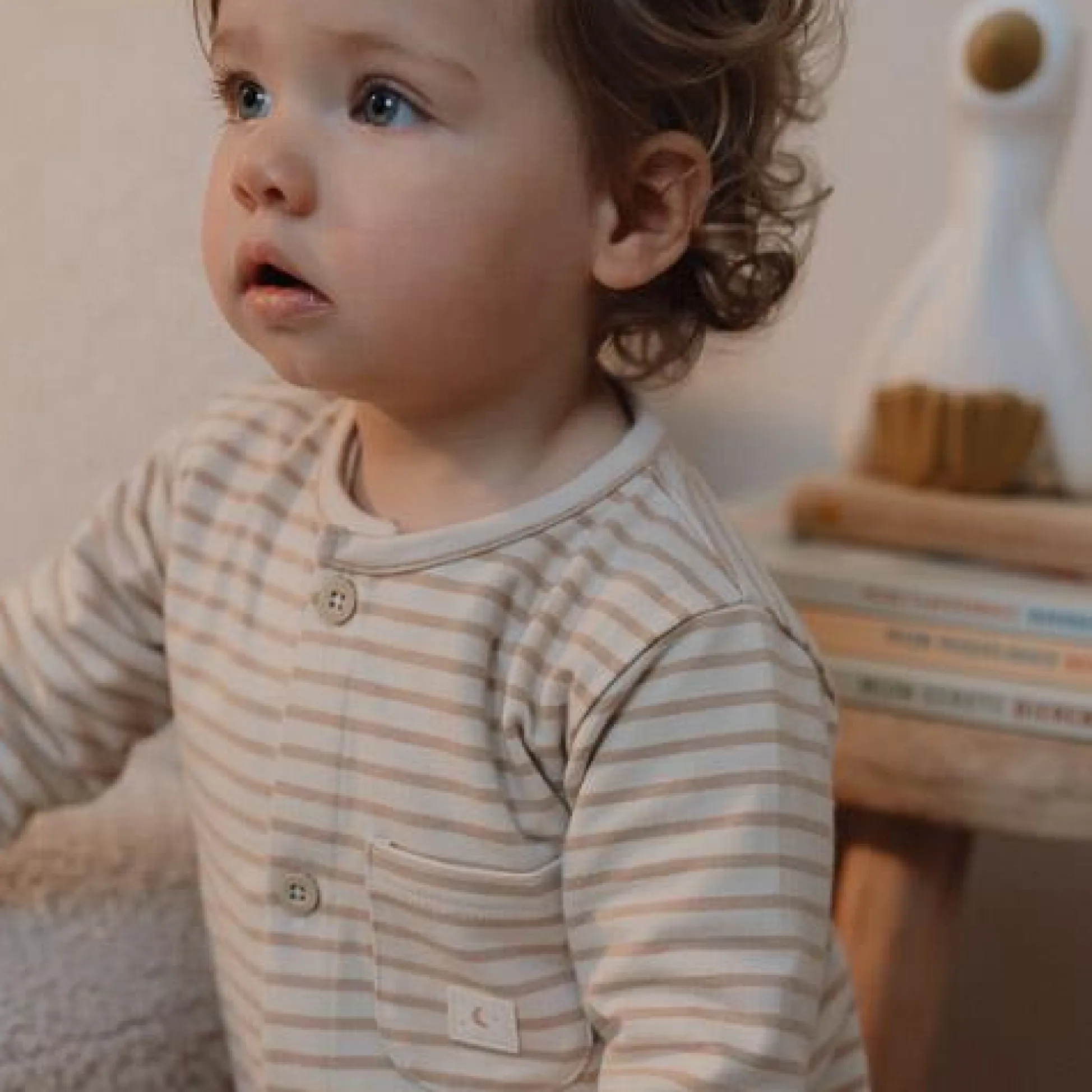 Eendelige pyjama - Zand - Gestreept