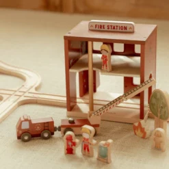 Houten brandweerkazerne – Rood – Essentials