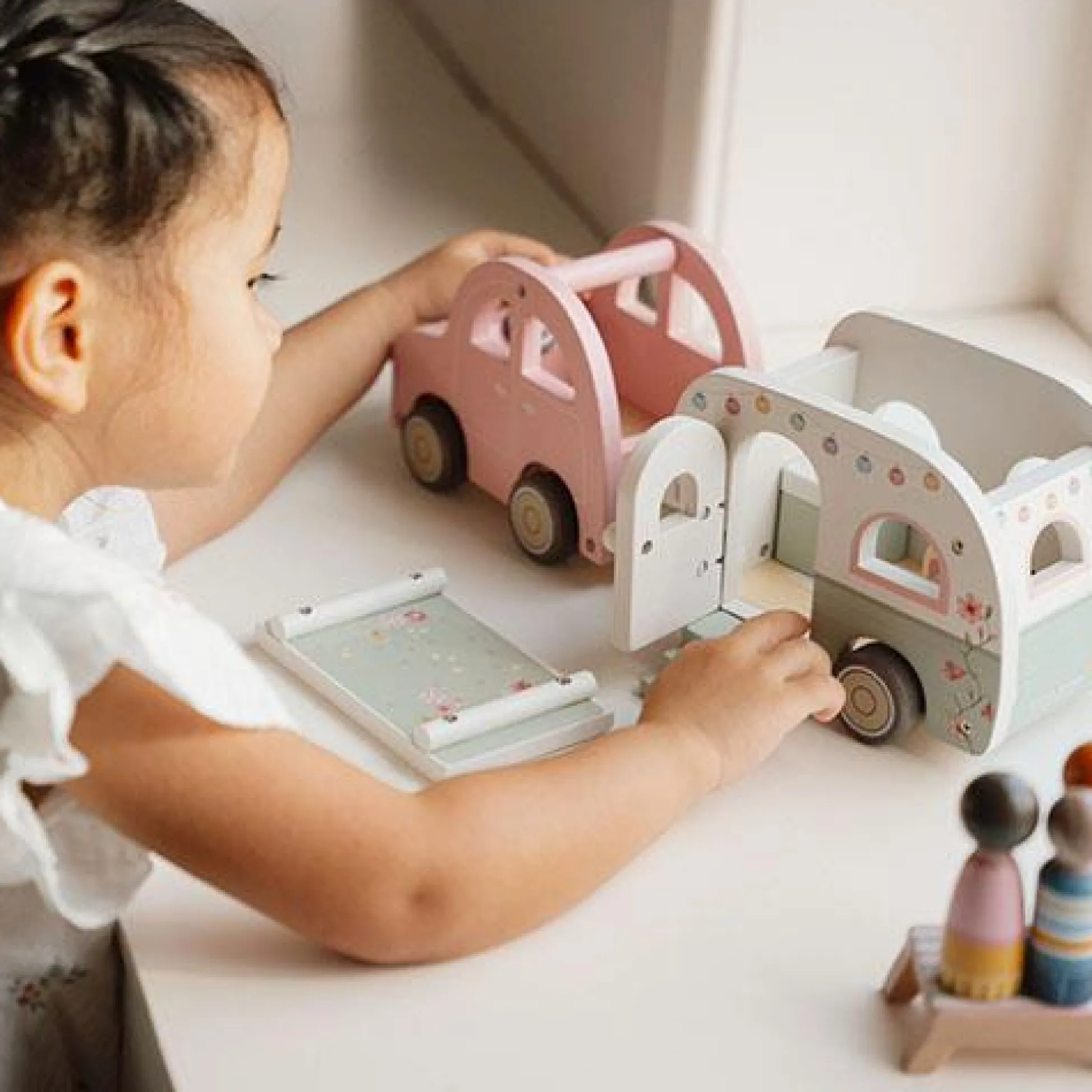 Speelgoed auto met caravan - Meerkleurig - Essentials
